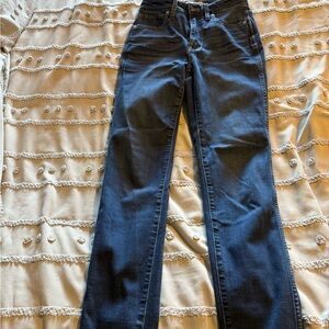 Madewell Classic Women's Dark Blue Straight-Leg Jeans